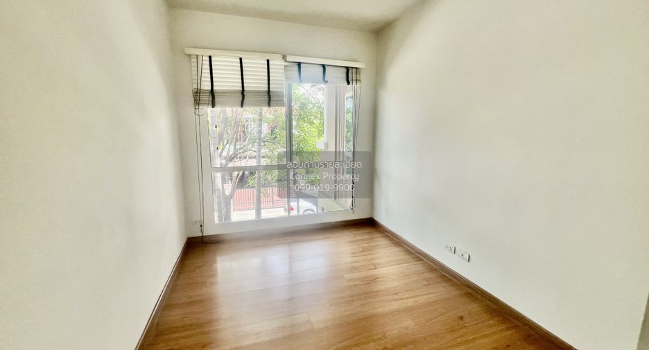 À vendre 4 chambres maison à Don Mueang, Bangkok