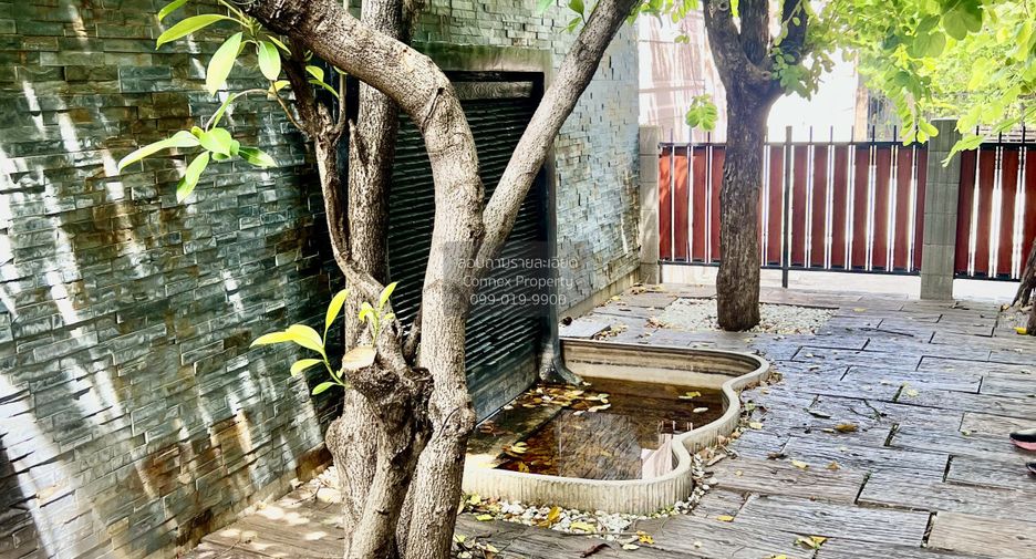 À vendre 4 chambres maison à Don Mueang, Bangkok