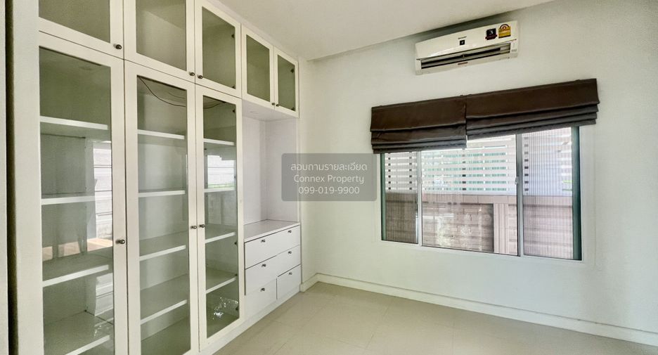 À vendre 4 chambres maison à Don Mueang, Bangkok