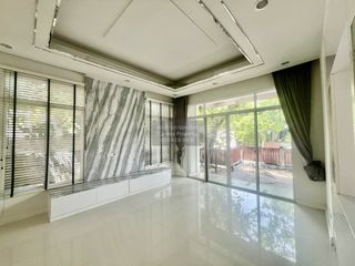 For sale 4 bedrooms house in Don Mueang, Bangkok