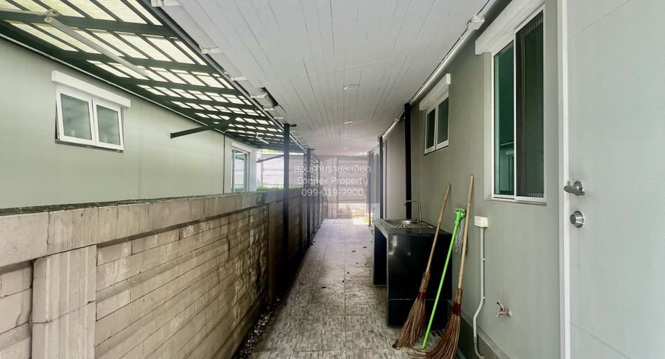 À vendre 4 chambres maison à Don Mueang, Bangkok