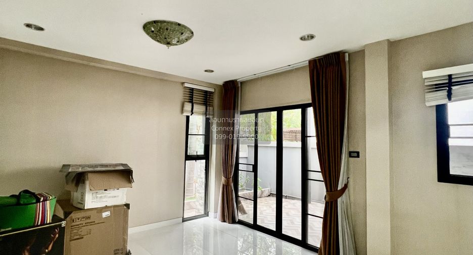 Haus zum Kauf mit 3 Zimmer in Don Mueang, Bangkok