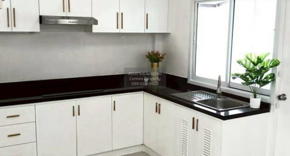 For sale 3 ベッドルーム house in East Pattaya, Pattaya