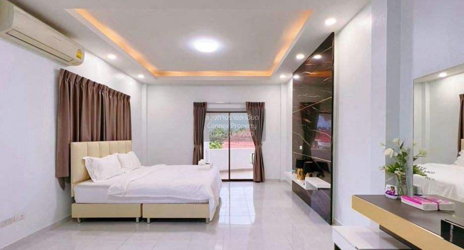 For sale 4 bedrooms house in East Pattaya, Pattaya