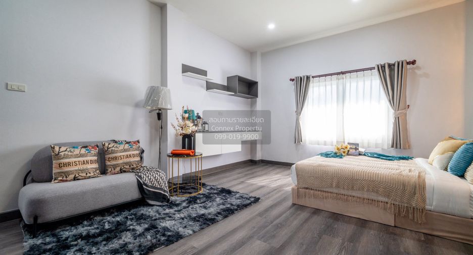 For sale 4 bedrooms house in East Pattaya, Pattaya