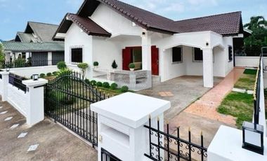 Haus zum Kauf mit 2 Zimmer in East Pattaya, Pattaya