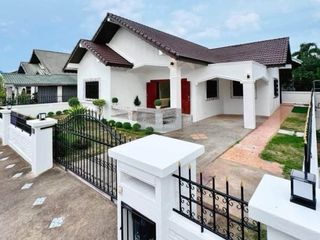 Casa en venta de 2 habitaciones en Bang Lamung, Chonburi