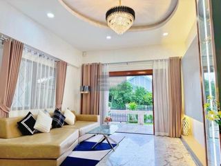 Casa en venta de 2 habitaciones en Bang Lamung, Chonburi