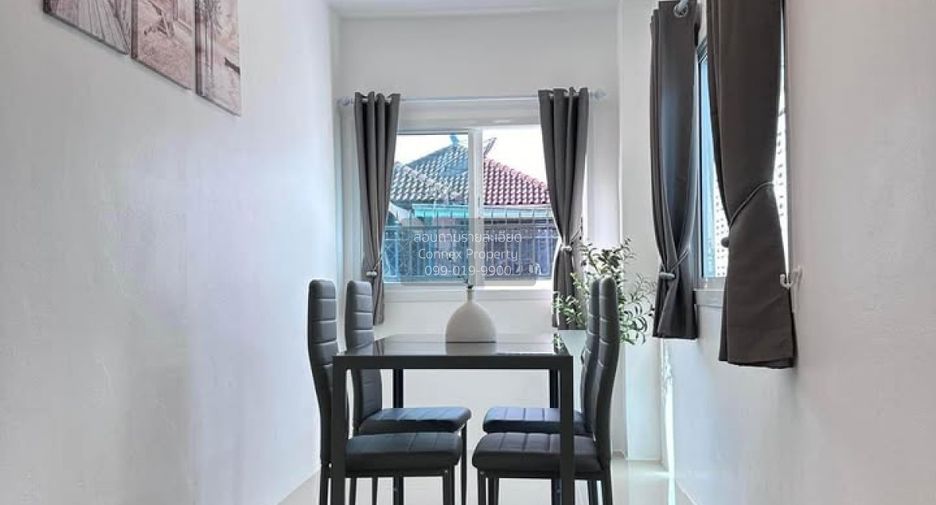 For sale 2 bedrooms townhouse in East Pattaya, Pattaya