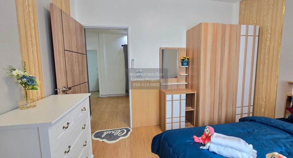For sale 3 bedrooms townhouse in East Pattaya, Pattaya