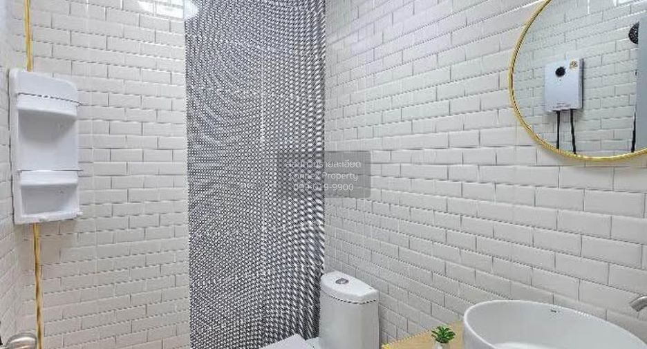 For sale 3 bedrooms townhouse in East Pattaya, Pattaya