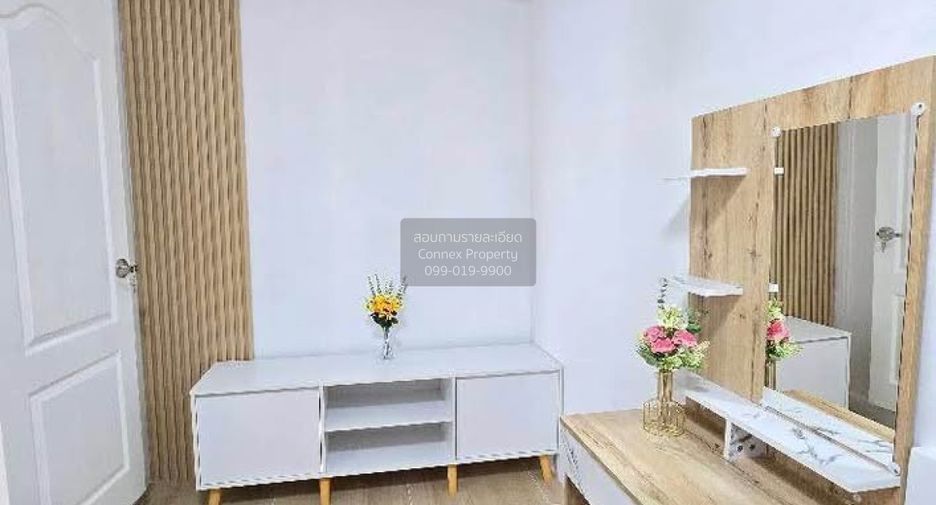 For sale 3 bedrooms townhouse in East Pattaya, Pattaya