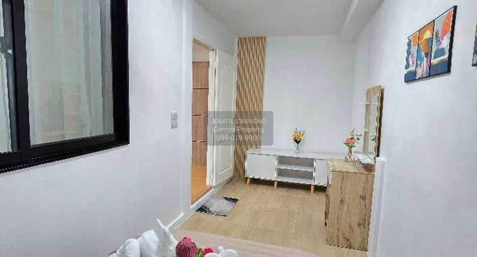 For sale 3 bedrooms townhouse in East Pattaya, Pattaya