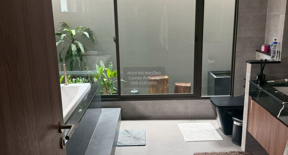 For sale 4 bedrooms house in Don Mueang, Bangkok