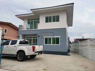 For sale 3 bedrooms house in Bang Khae, Bangkok