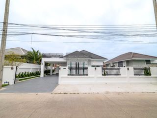 For sale 3 bedrooms house in Bang Lamung, Chonburi
