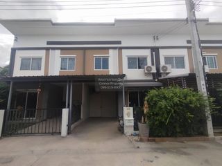 出售 3 卧室 联排别墅 在 Bang Sao Thong, Samut Prakan