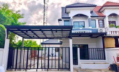 Casa en venta de 3 habitaciones en Bang Bua Thong, Nonthaburi