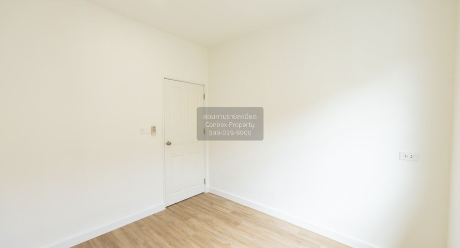 For sale 3 bedrooms townhouse in Prawet, Bangkok
