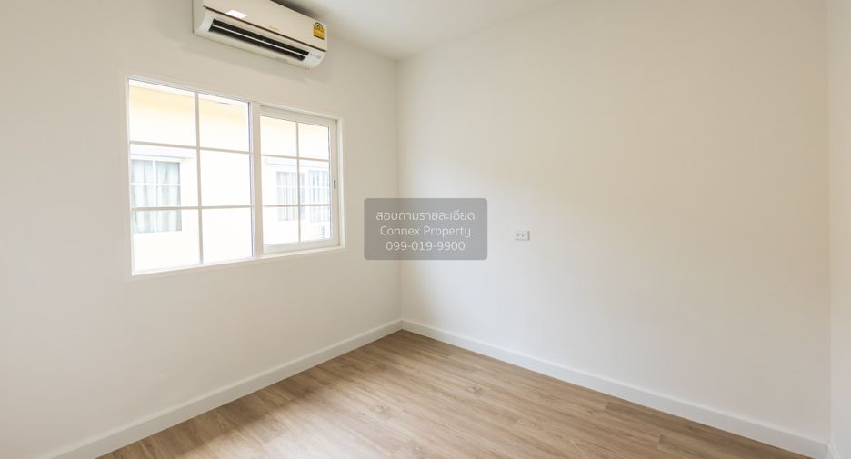 For sale 3 bedrooms townhouse in Prawet, Bangkok