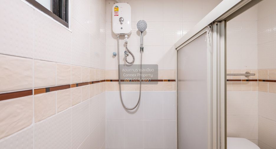 For sale 1 bed condo in Bang Phlat, Bangkok