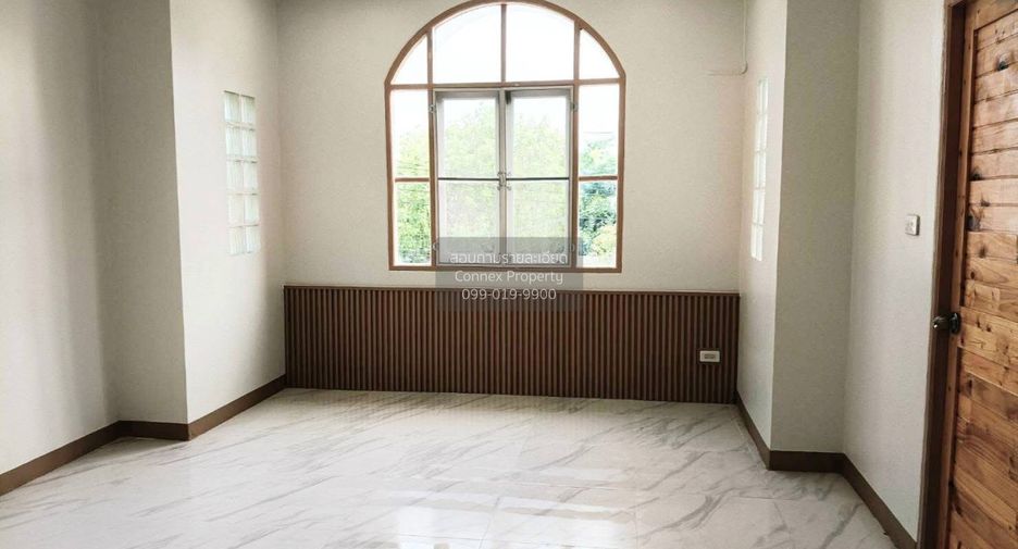 For sale 4 bedrooms house in Bang Khun Thian, Bangkok