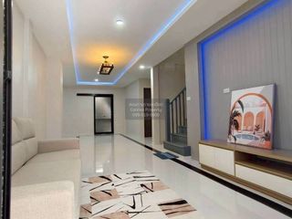 For sale 4 bedrooms townhouse in Sai Noi, Nonthaburi