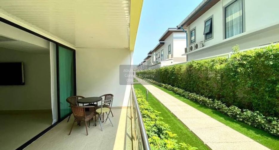 For sale 4 bedrooms condo in Jomtien, Pattaya