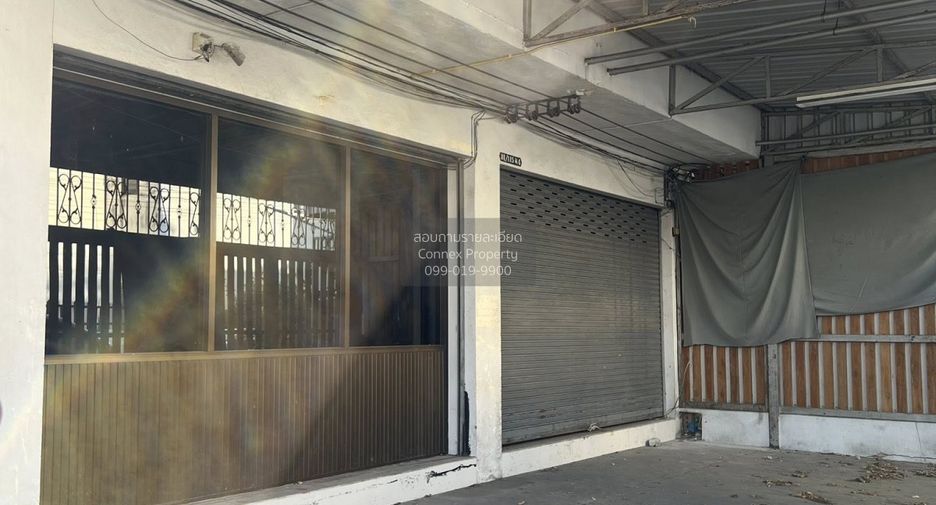 For sale 3 bedrooms townhouse in Thung Khru, Bangkok