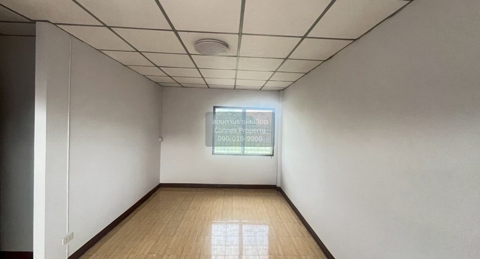 For sale 3 bedrooms townhouse in Prawet, Bangkok