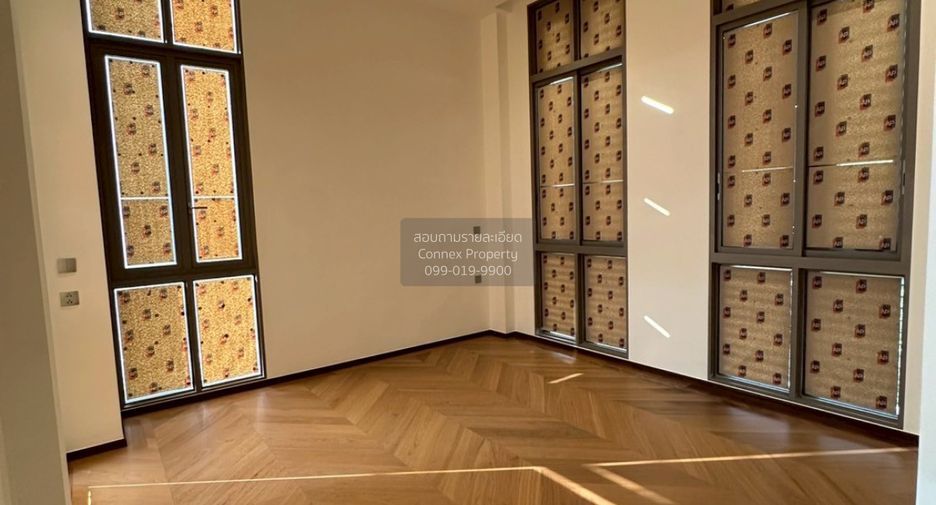 For sale 4 bedrooms house in Bang Kho Laem, Bangkok