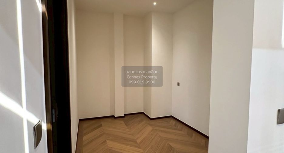 For sale 4 bedrooms house in Bang Kho Laem, Bangkok
