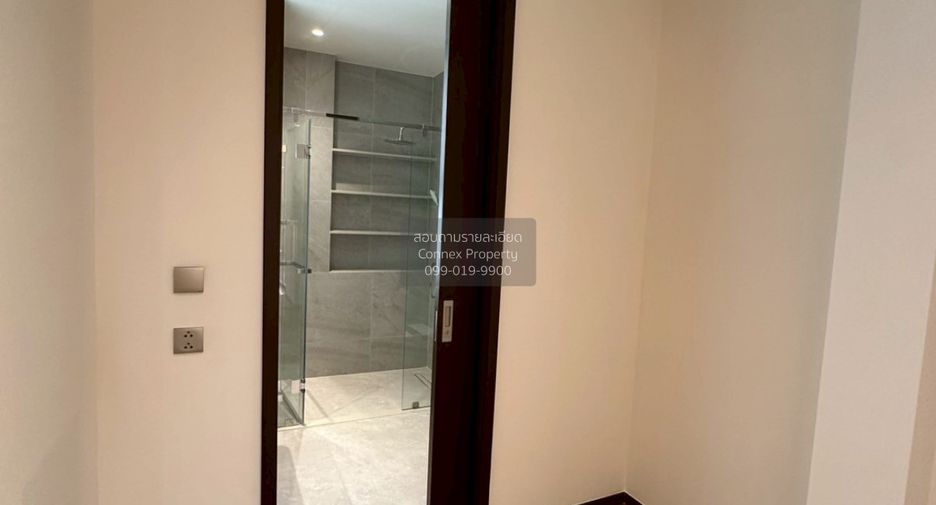 For sale 4 bedrooms house in Bang Kho Laem, Bangkok