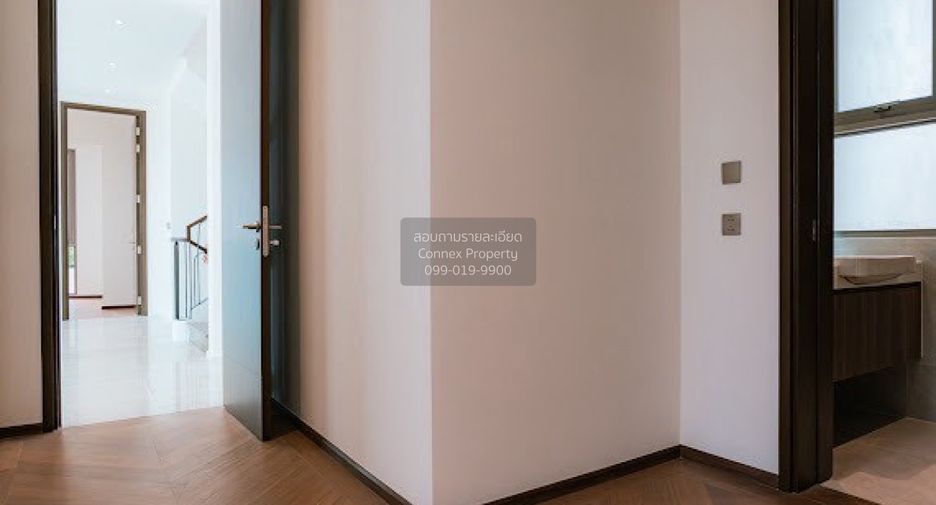 For sale 4 bedrooms house in Bang Kho Laem, Bangkok