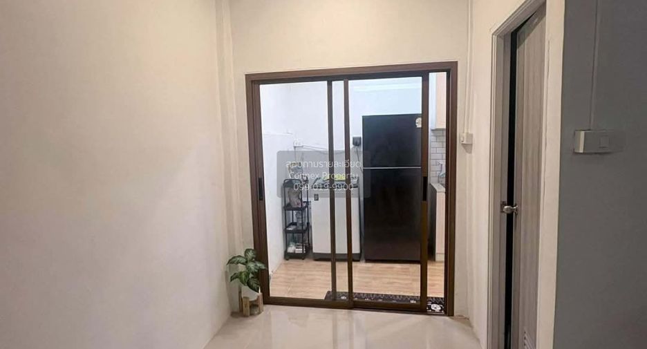 For sale 2 bedrooms townhouse in Nong Khaem, Bangkok
