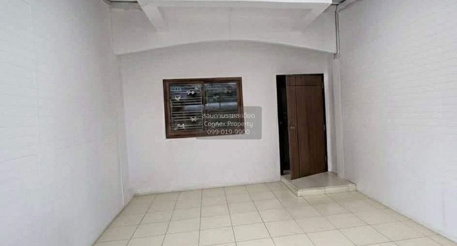For sale 2 bedrooms townhouse in Nong Khaem, Bangkok