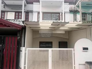 For sale 2 bedrooms townhouse in Nong Khaem, Bangkok