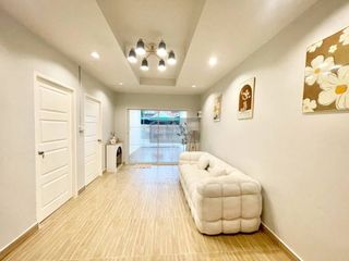 Casa adosada en venta de 4 habitaciones en Bang Yai, Nonthaburi