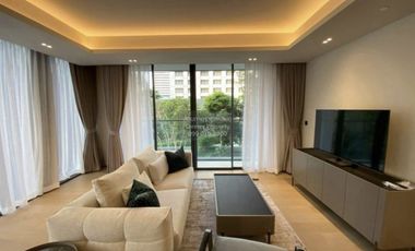 For rent 2 bedrooms condo in Pathum Wan, Bangkok