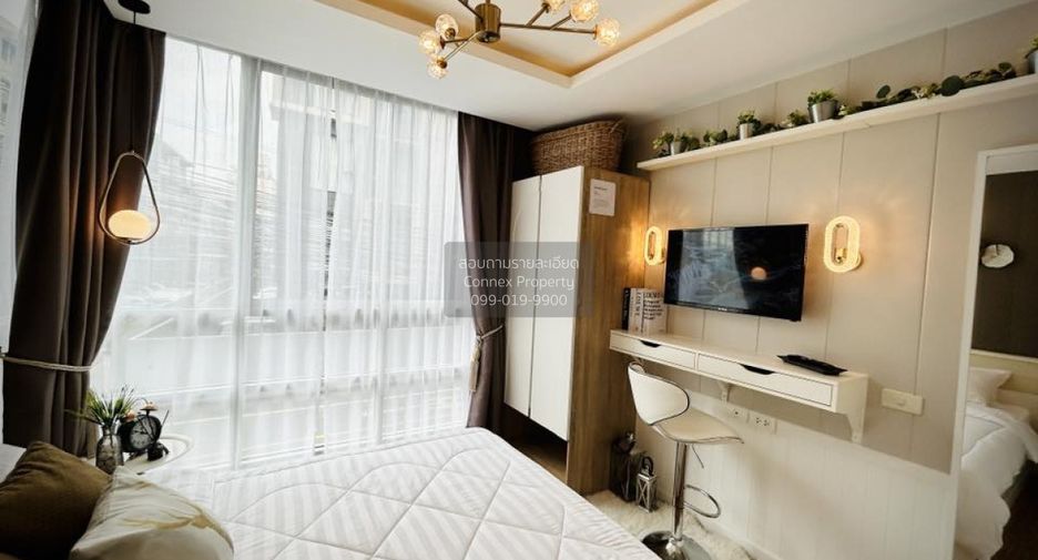 For rent 2 bedrooms condo in Huai Khwang, Bangkok