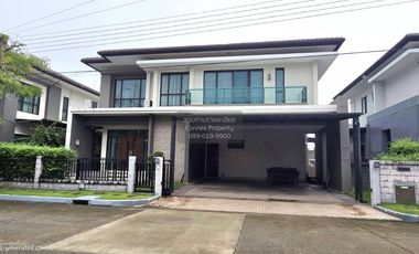 Haus zur Miete mit 4 Zimmer in Prawet, Bangkok