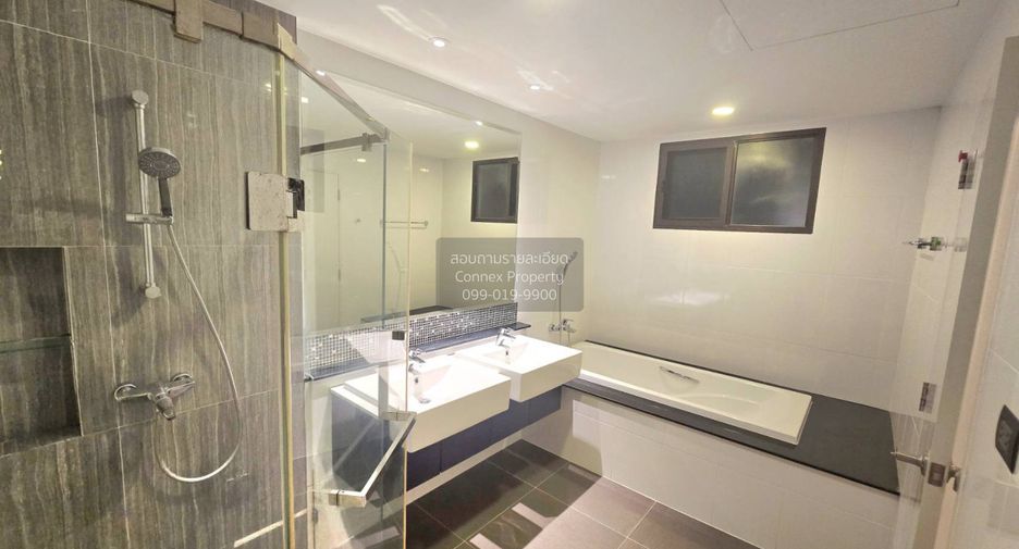 For rent 4 bedrooms house in Prawet, Bangkok