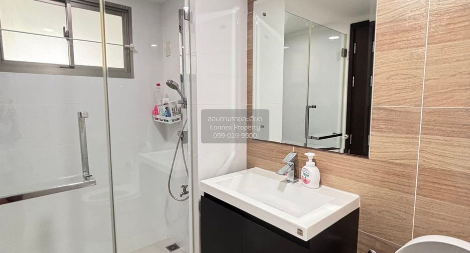 For rent 4 bedrooms house in Lat Krabang, Bangkok