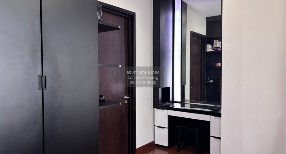 For rent 4 bedrooms house in Lat Krabang, Bangkok