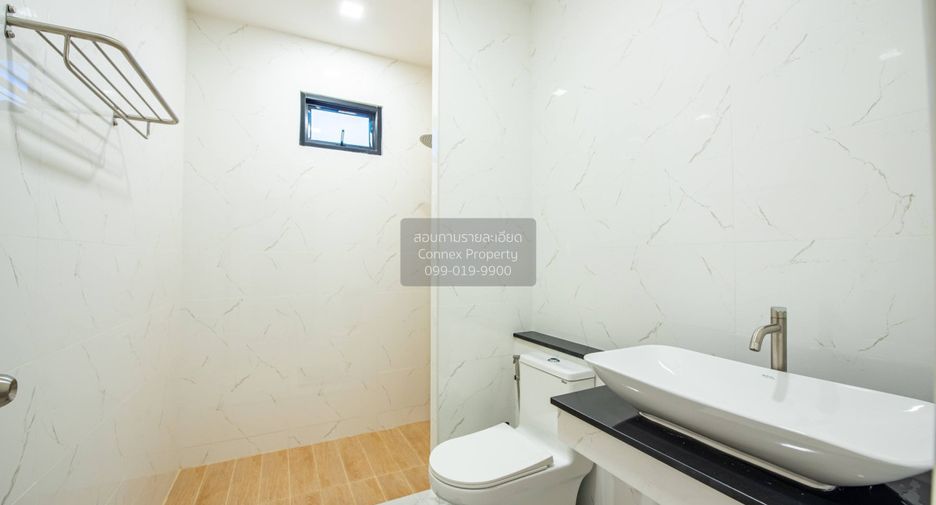 Villa en alquiler de 4 habitaciones en Huay Yai, Pattaya