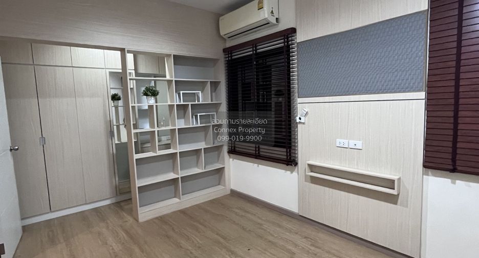 Casa adosada en alquiler de 3 habitaciones en Prawet, Bangkok