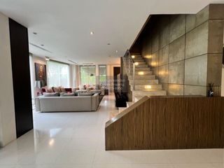 Haus zur Miete mit 3 Zimmer in Prawet, Bangkok