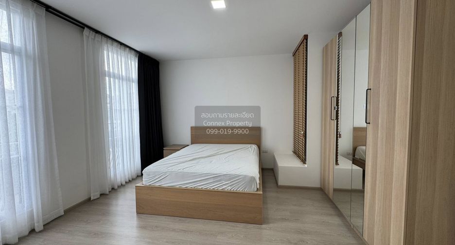 For rent 3 bedrooms townhouse in Bang Phli, Samut Prakan