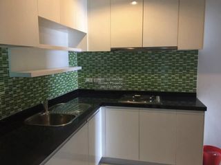 For rent 3 bedrooms condo in Huai Khwang, Bangkok