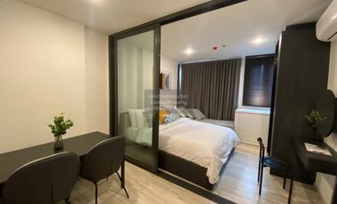 À louer 1 chambre condo à Huai Khwang, Bangkok